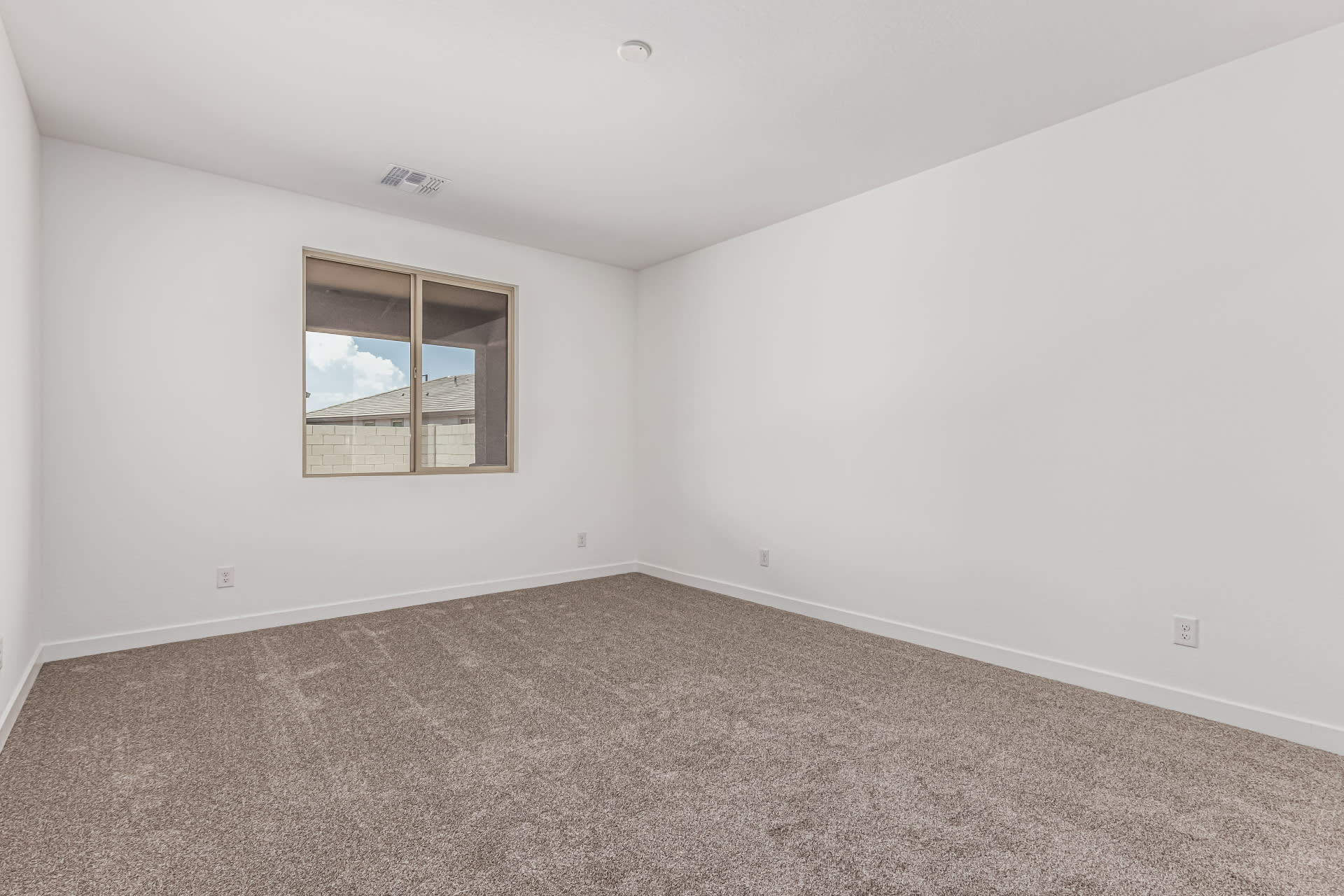 Lot 239 | Falcon Floorplan | The Villages at North Copper Canyon – Valley Series | New homes in Surprise, Arizona | Landsea Homes