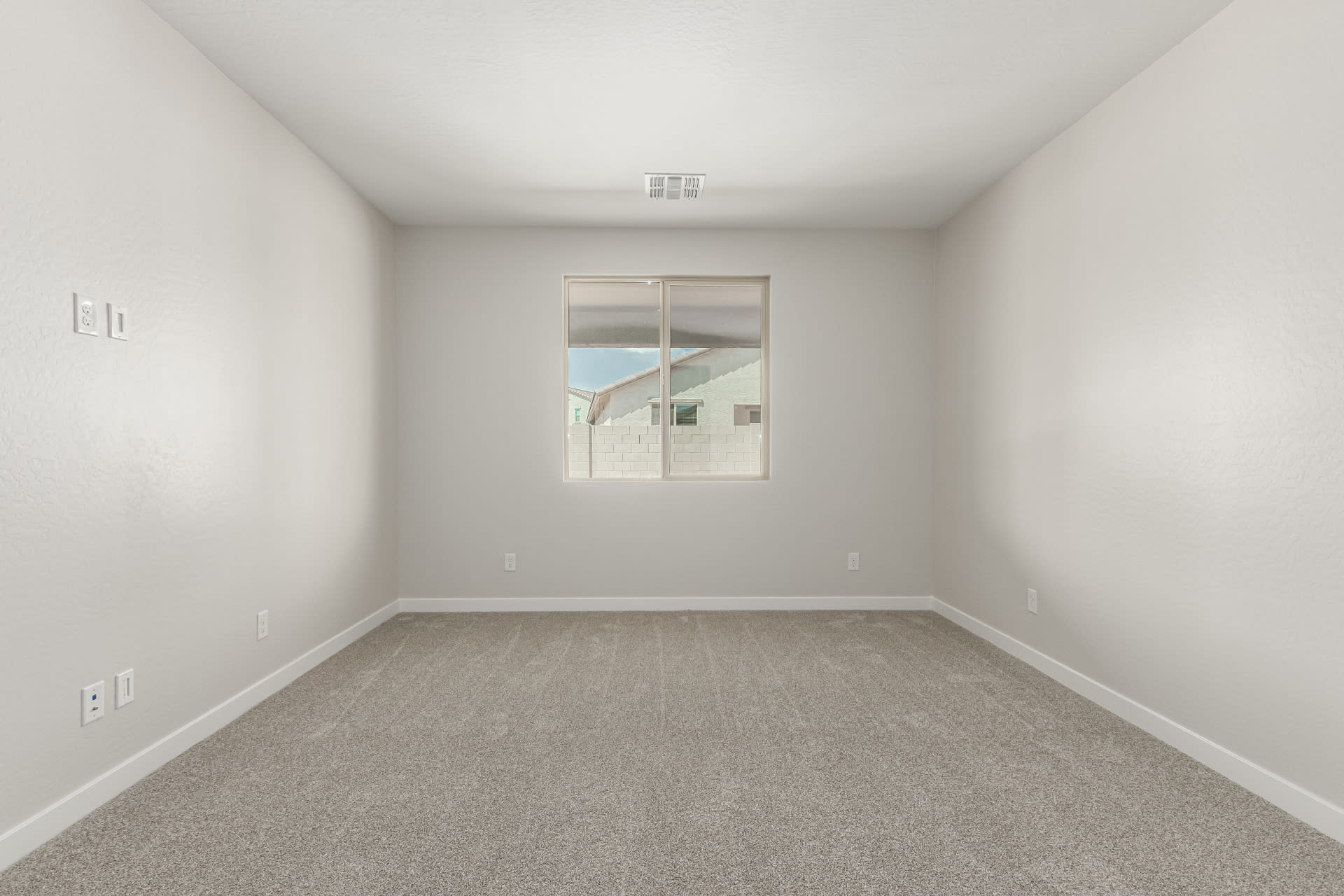 Lot 237 | Falcon Floorplan | The Villages at North Copper Canyon – Valley Series | New homes in Surprise, Arizona | Landsea Homes