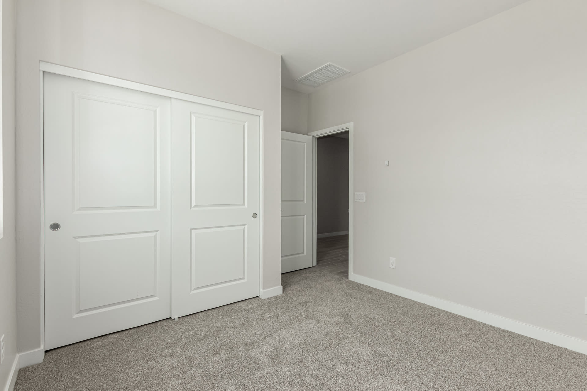 Lot 237 | Falcon Floorplan | The Villages at North Copper Canyon – Valley Series | New homes in Surprise, Arizona | Landsea Homes