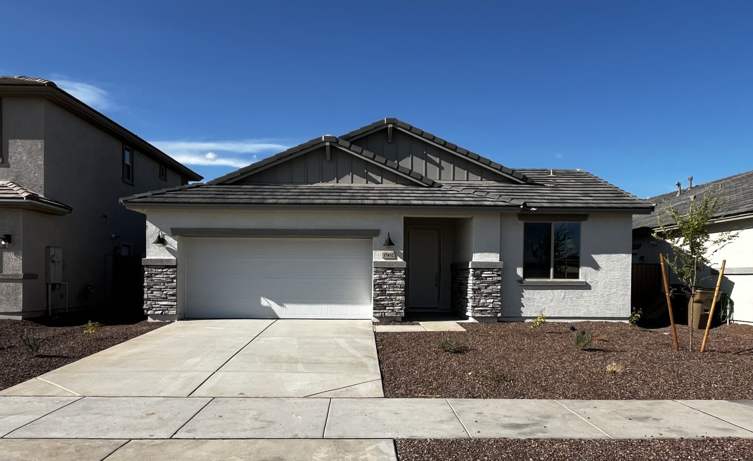 Lot 69 | Falcon Floorplan | El Cidro | Goodyear, AZ | Landsea Homes