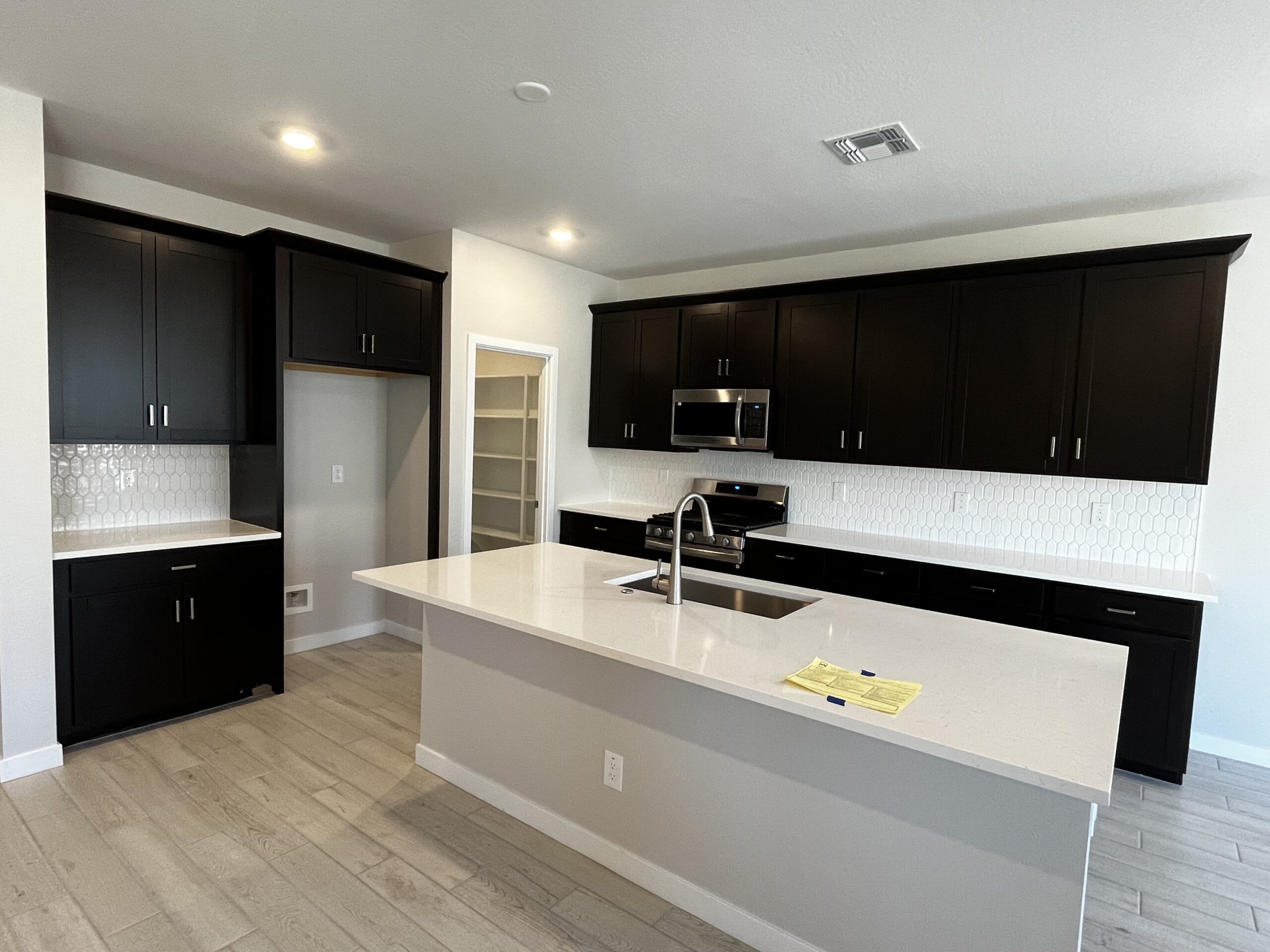 Lot 69 | Falcon Floorplan | El Cidro | Goodyear, AZ | Landsea Homes