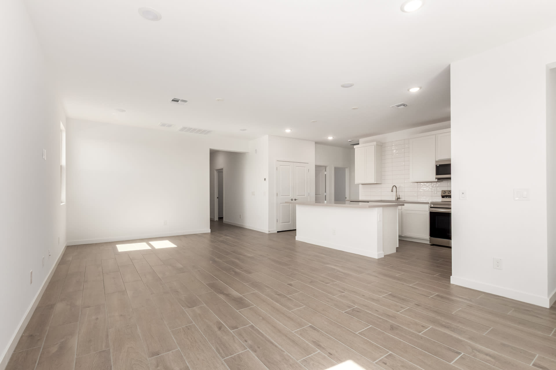 Lot 15 | Madera | The Villages at North Copper Canyon - Canyon Series | Surprise, AZ | Landsea Homes