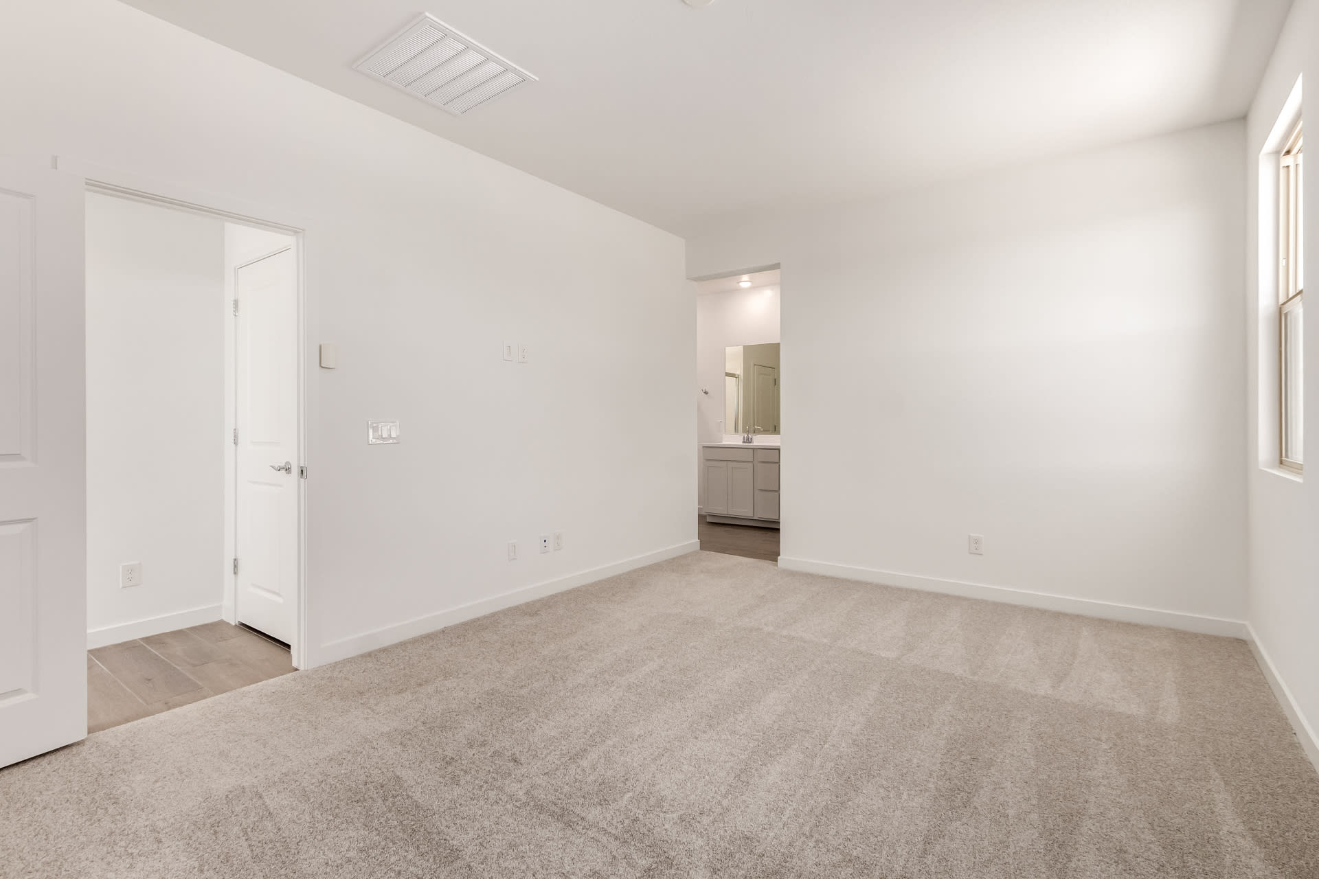 Lot 15 | Madera | The Villages at North Copper Canyon - Canyon Series | Surprise, AZ | Landsea Homes