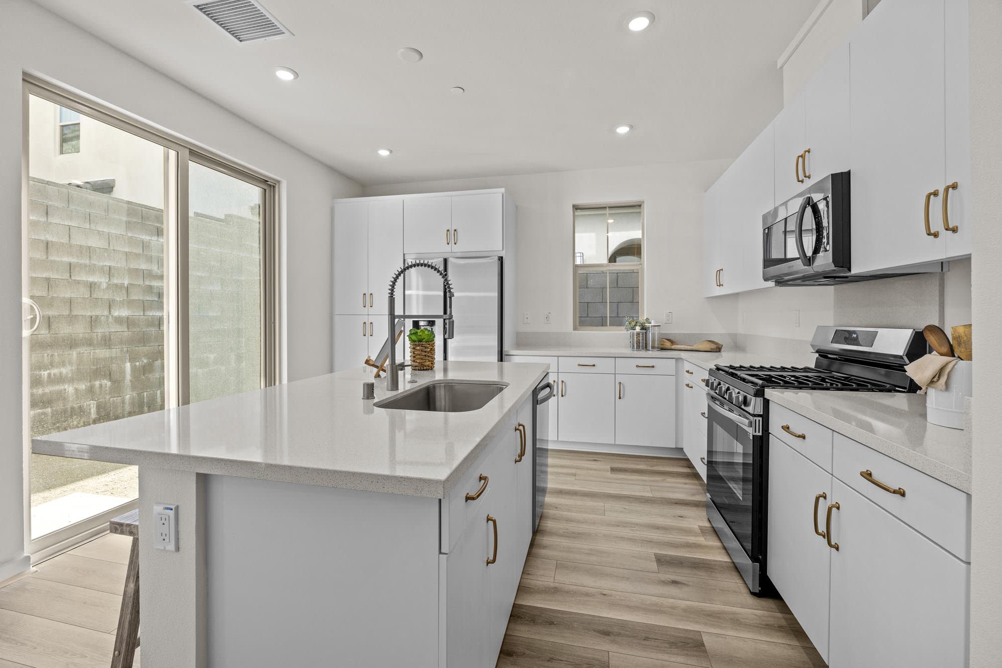 Kitchen | Lot 57 | Clementine at Narra Hills in Fontana, CA by Landsea Homes