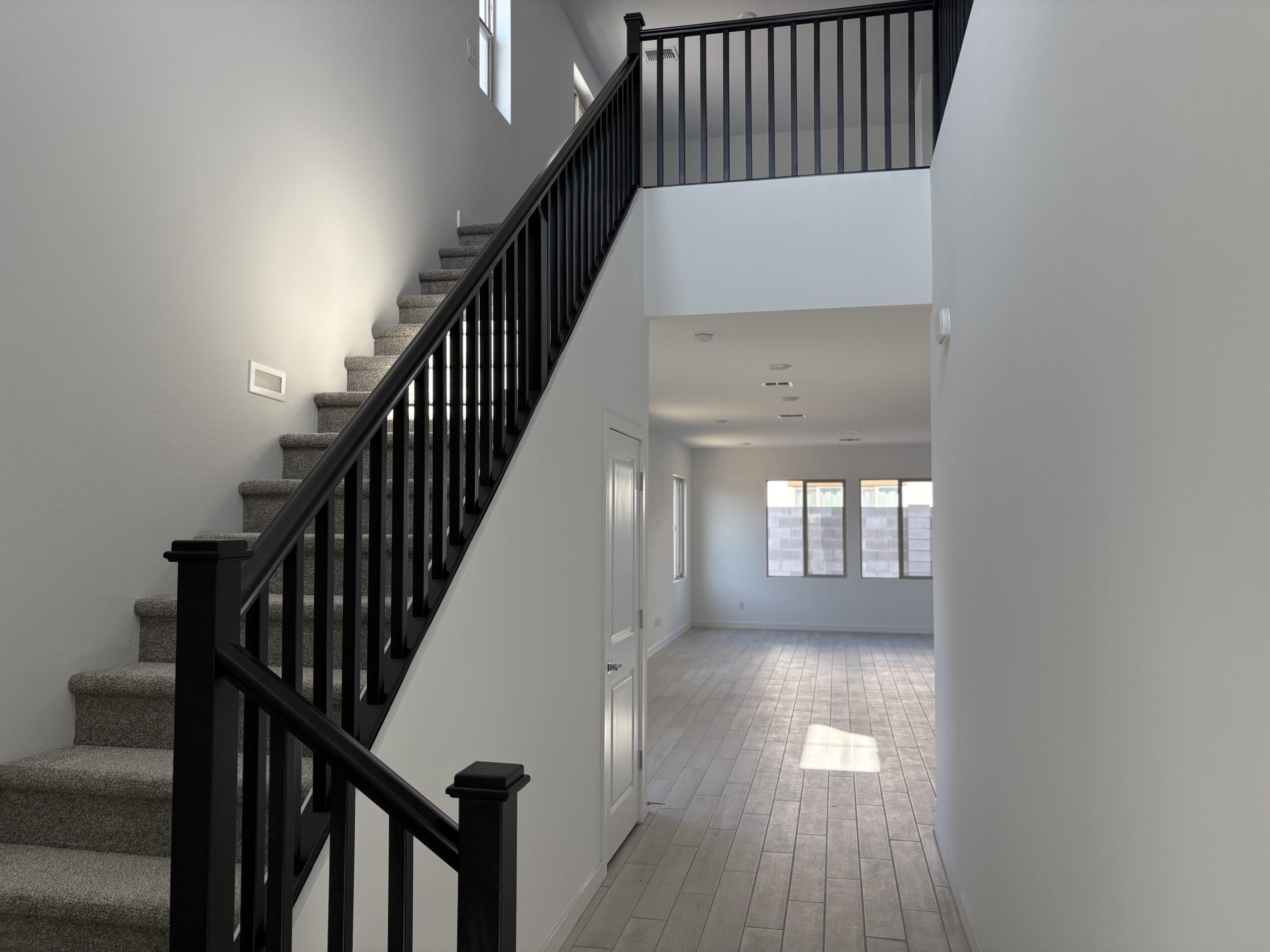 Lot 148 | Entry & Stairs | Tangelo | Mandarin at Citrus Park | New Homes in Goodyear, AZ | Landsea Homes