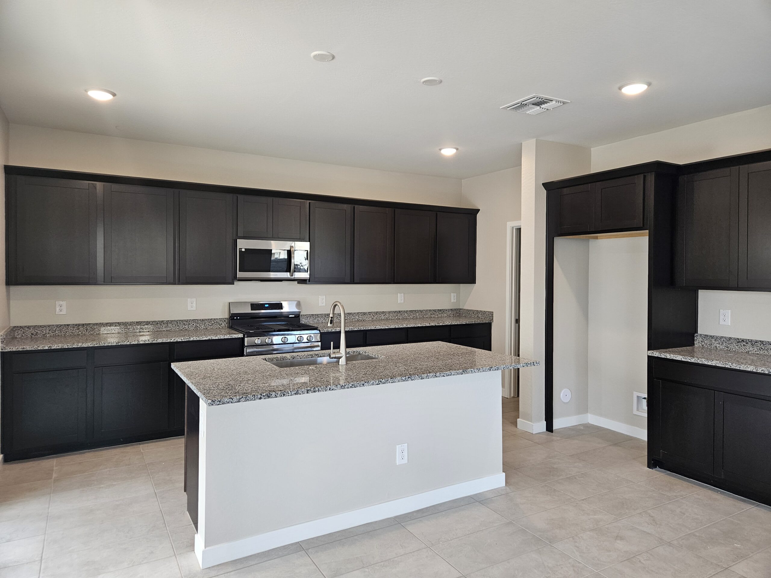 Lot 238 | Tangelo | Mandarin at Citrus Park | New Homes in Goodyear, AZ | Landsea Homes