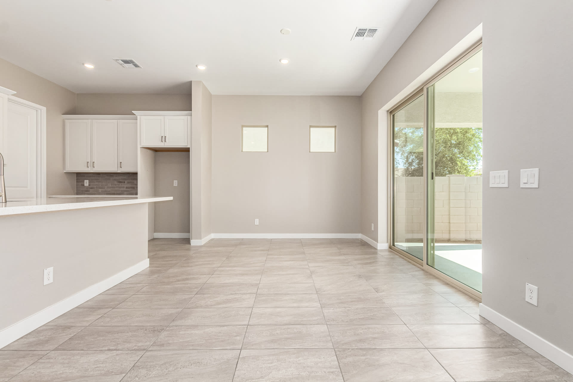 Lot 5 | Dining Room | Virgo Floorplan at Rialta | New Homes in Mesa, AZ by Landsea Homes