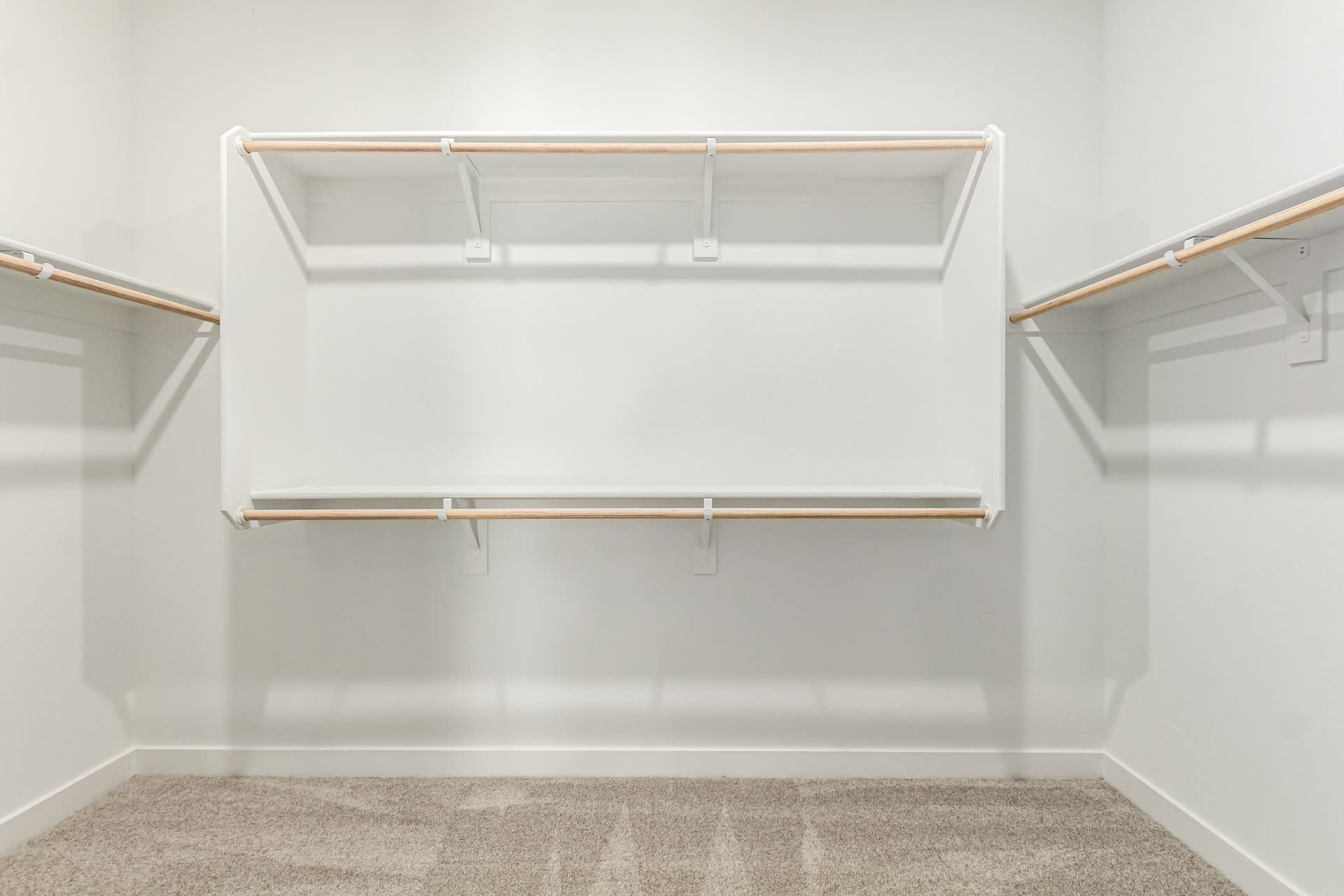 Lot 5 | Primary Wak-in Closet | Virgo Floorplan at Rialta | New Homes in Mesa, AZ by Landsea Homes