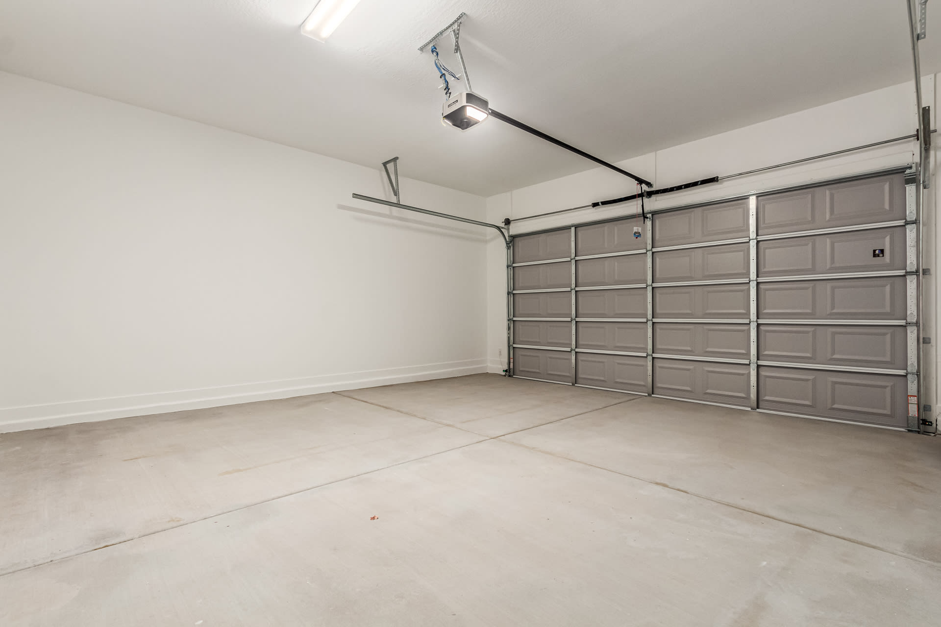 Lot 5 | 2-Car Garage | Virgo Floorplan at Rialta | New Homes in Mesa, AZ by Landsea Homes