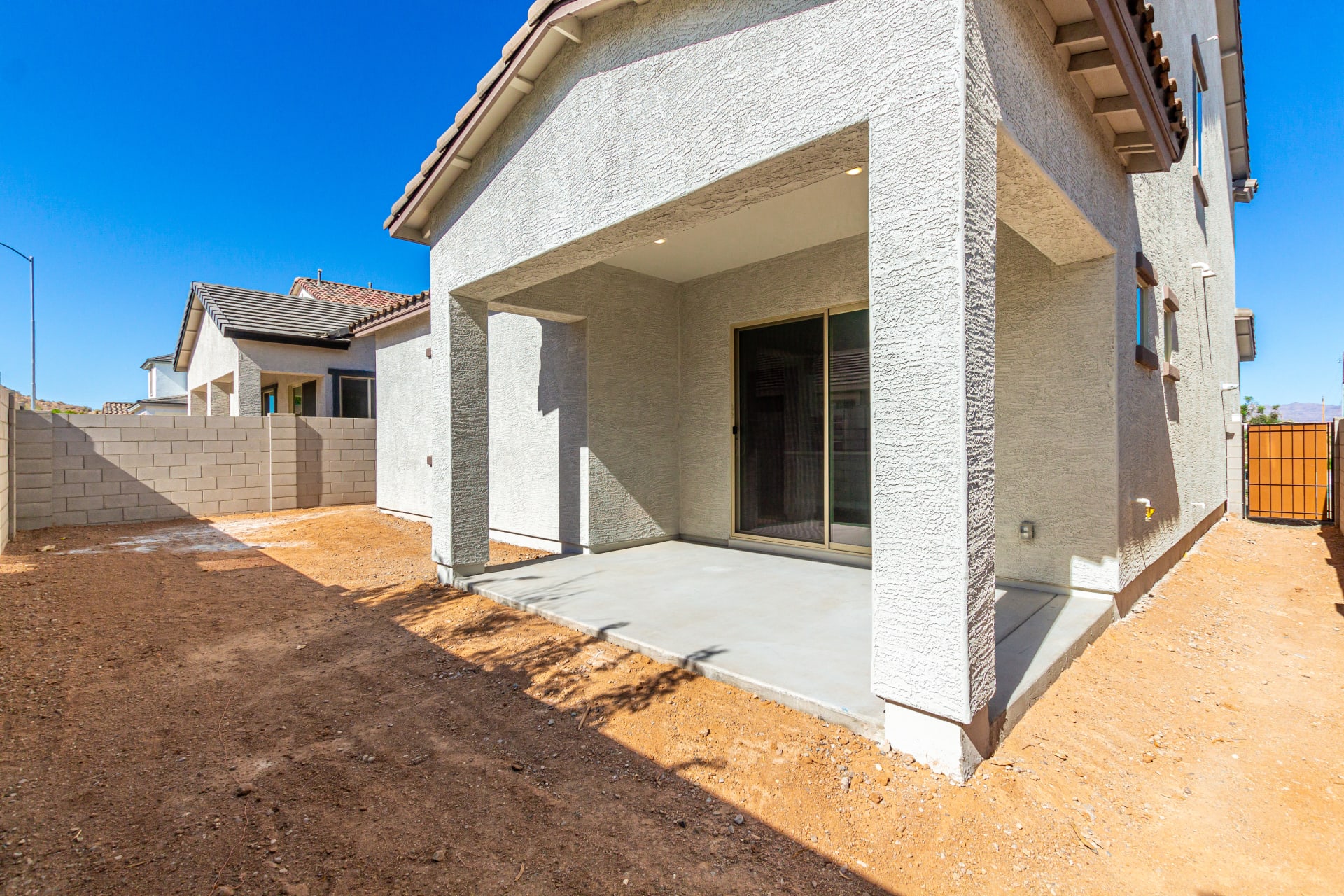Lot 5 | Backyard Covered Patio | Virgo Floorplan at Rialta | New Homes in Mesa, AZ by Landsea Homes