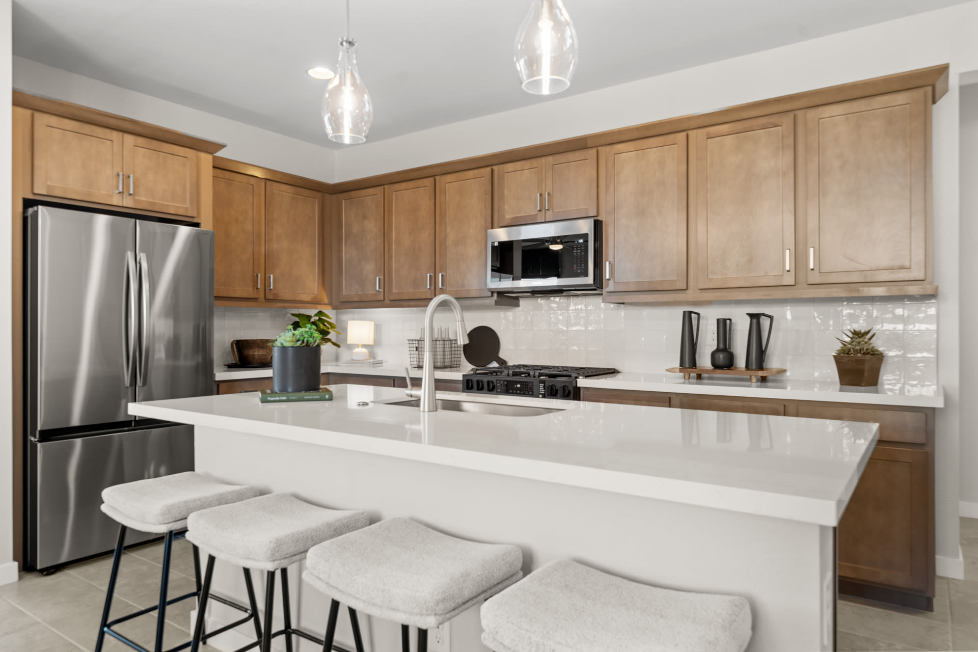 Kitchen | Radiance Floorplan | Elara at Moonlight | New Homes in Maricopa, AZ by Landsea Homes