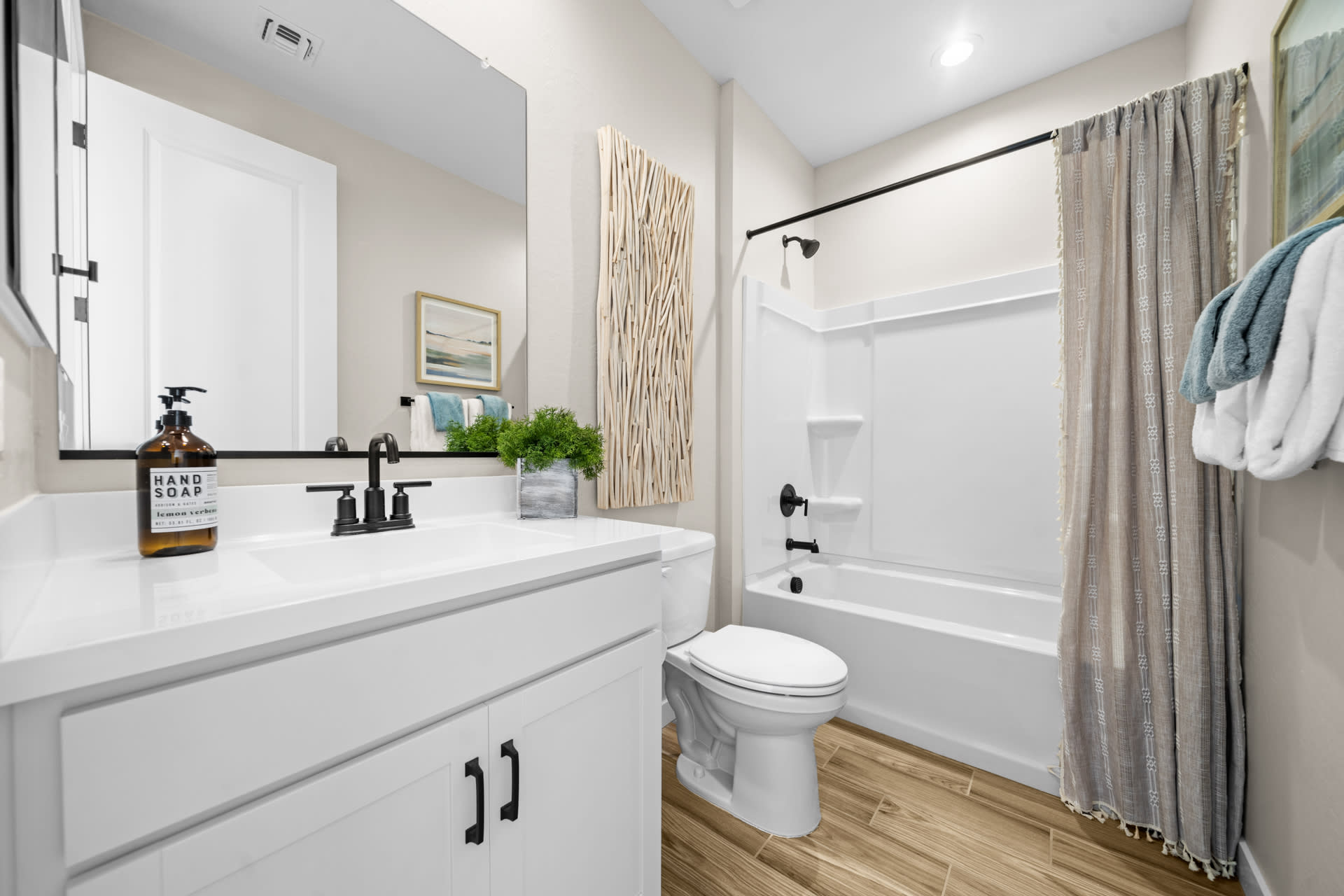 Downstairs Bathroom 3 | Skyline Floorplan | Elara at Moonlight | New Homes in Maricopa, AZ by Landsea Homes