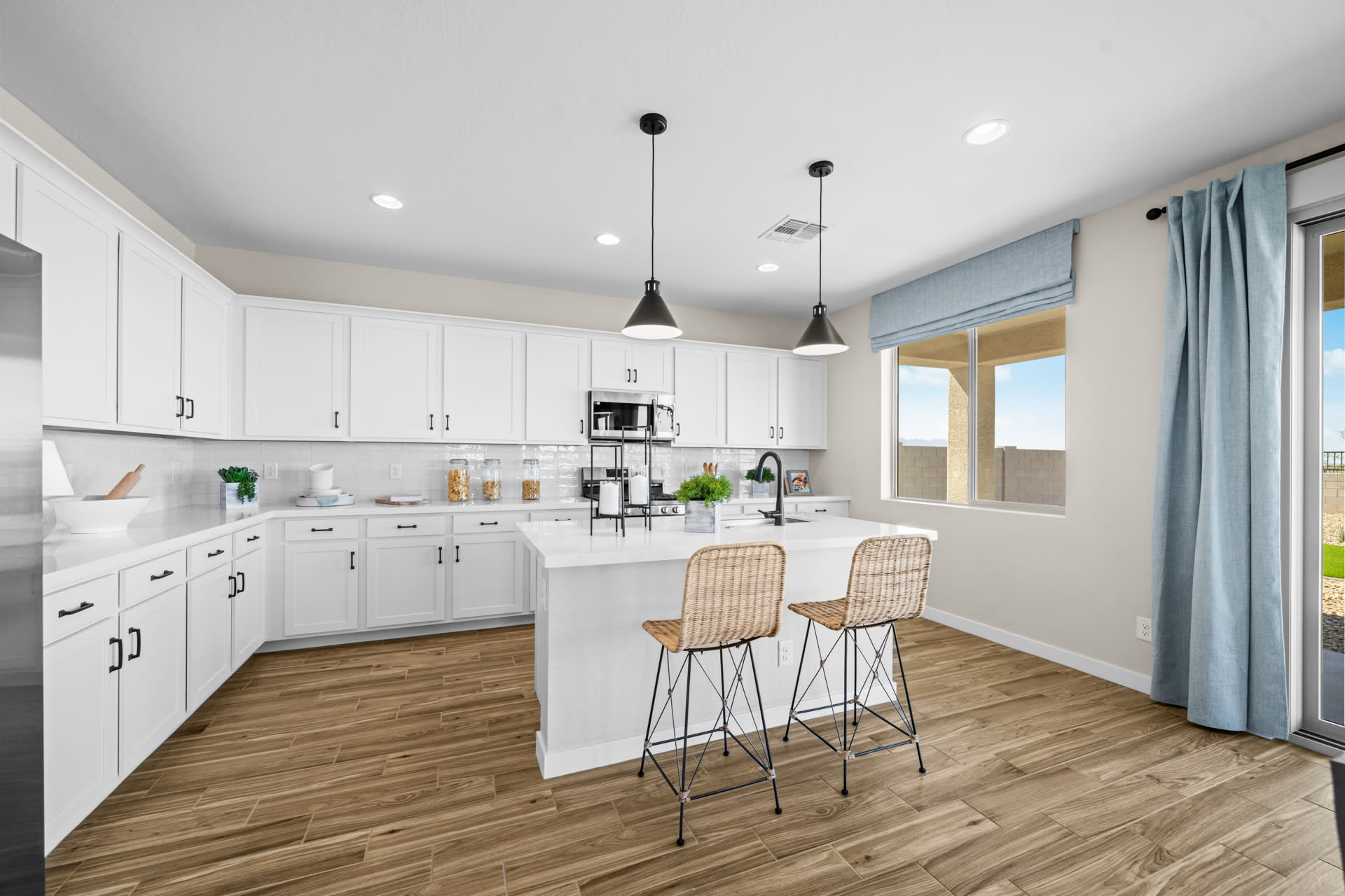 Kitchen | Skyline Floorplan | Elara at Moonlight | New Homes in Maricopa, AZ by Landsea Homes