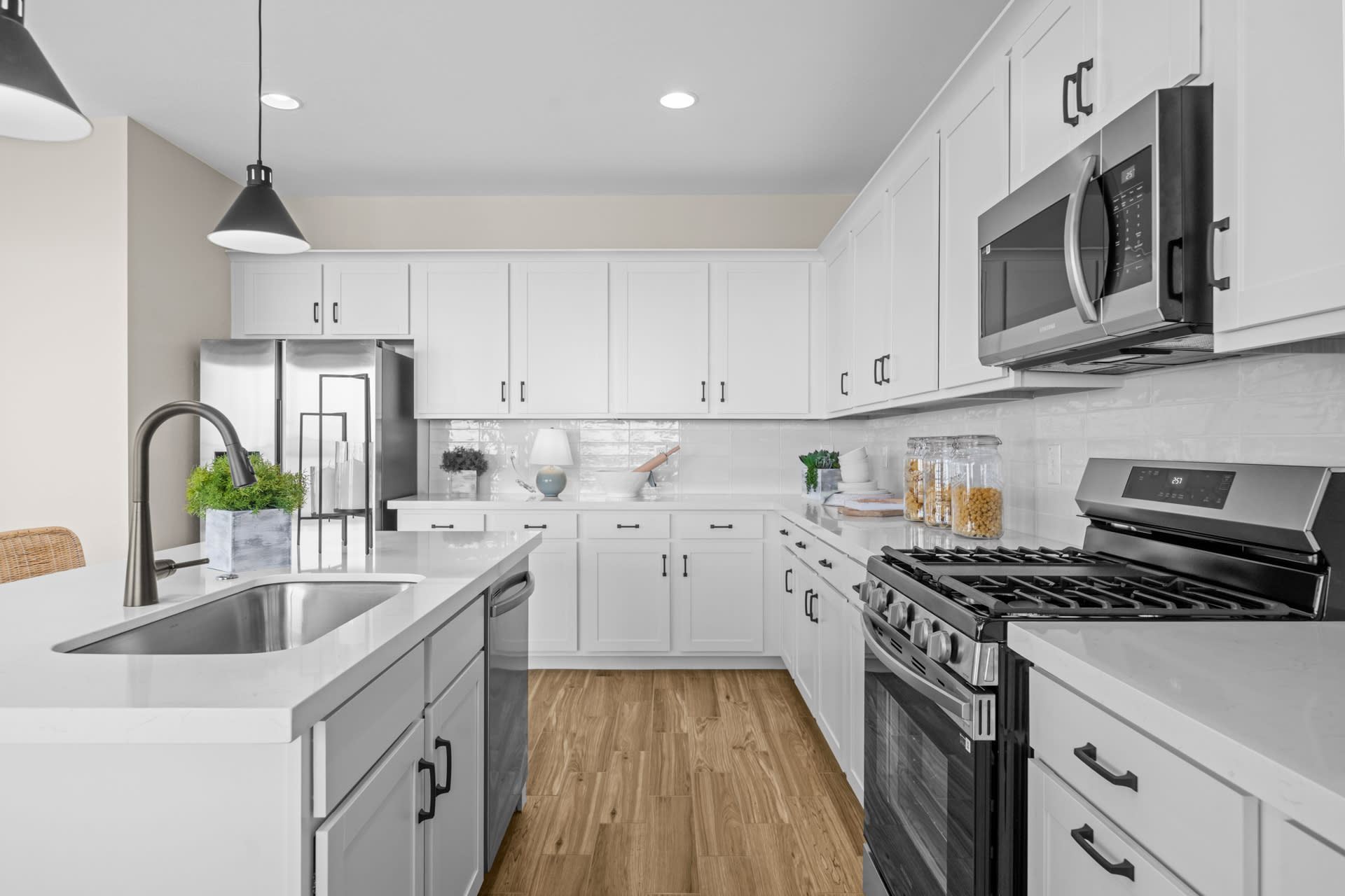 Kitchen | Skyline Floorplan | Elara at Moonlight | New Homes in Maricopa, AZ by Landsea Homes