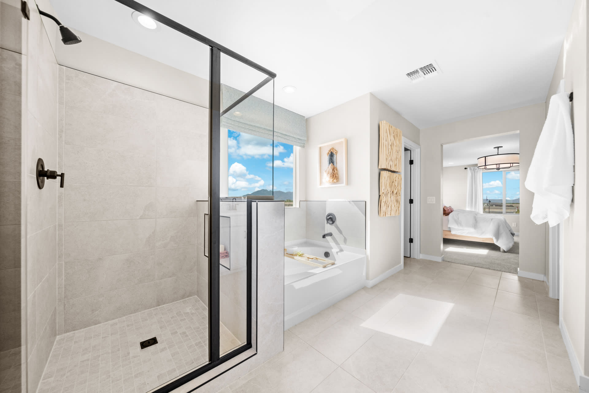 Primary Bathroom | Skyline Floorplan | Elara at Moonlight | New Homes in Maricopa, AZ by Landsea Homes