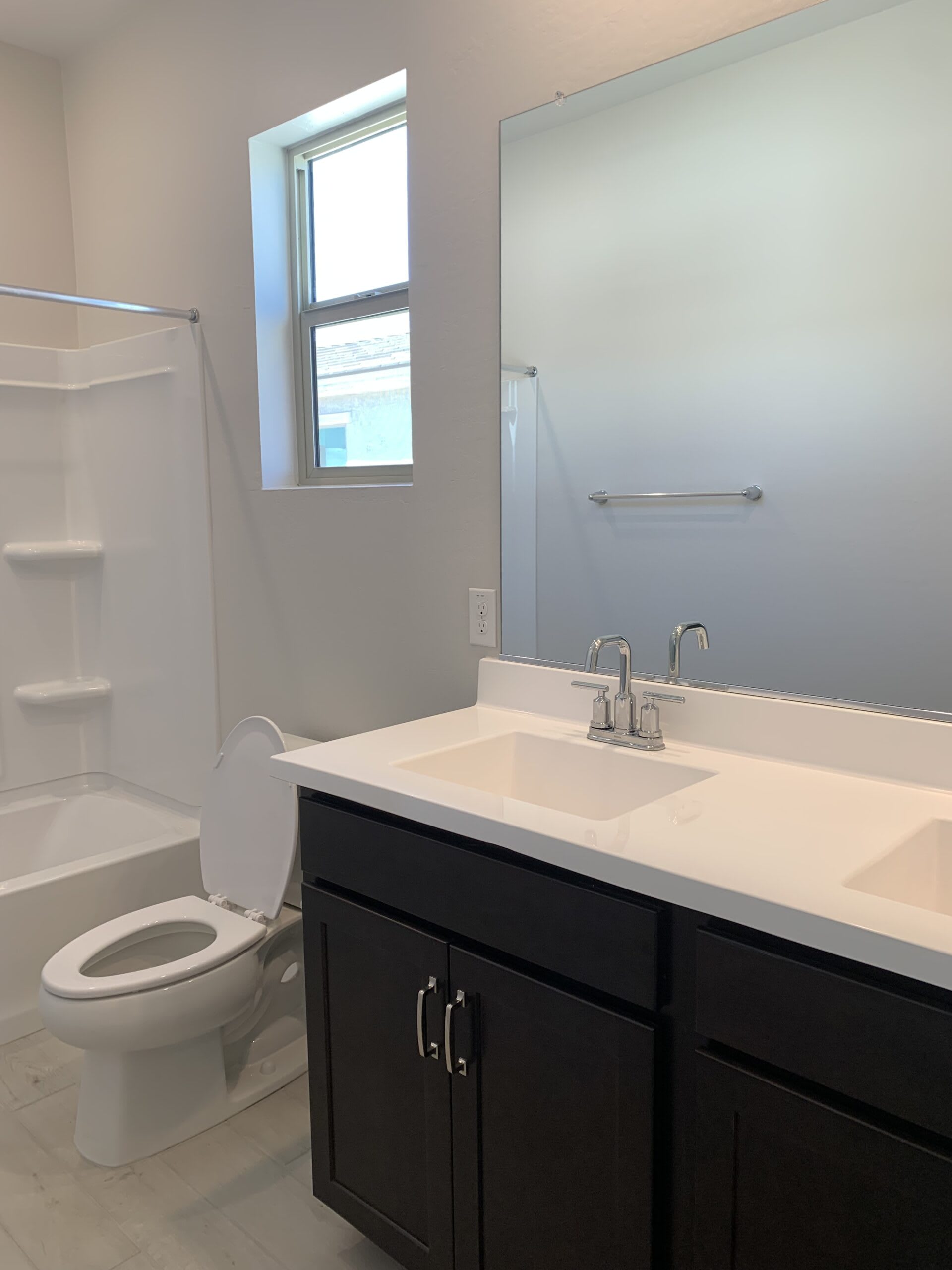 Lot 5 | Bath 2 | Malta | Marlowe | New Homes in Glendale, AZ | Landsea Homes