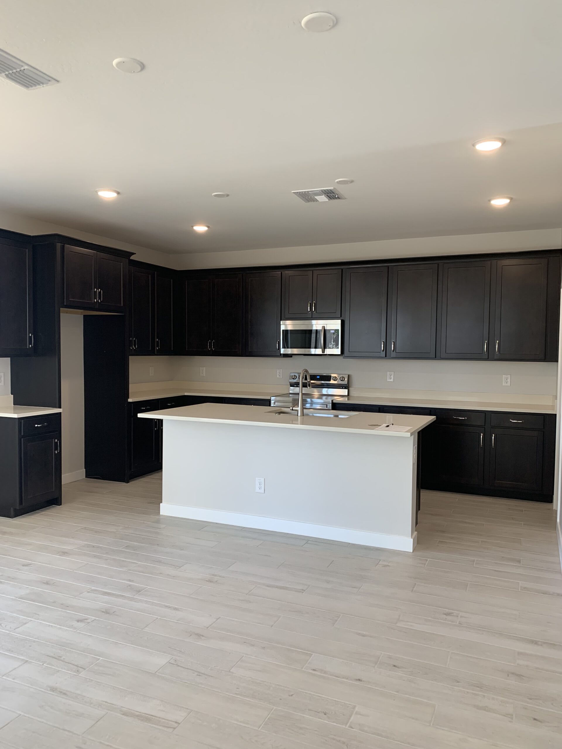 Lot 5 | Kitchen | Malta | Marlowe | New Homes in Glendale, AZ | Landsea Homes
