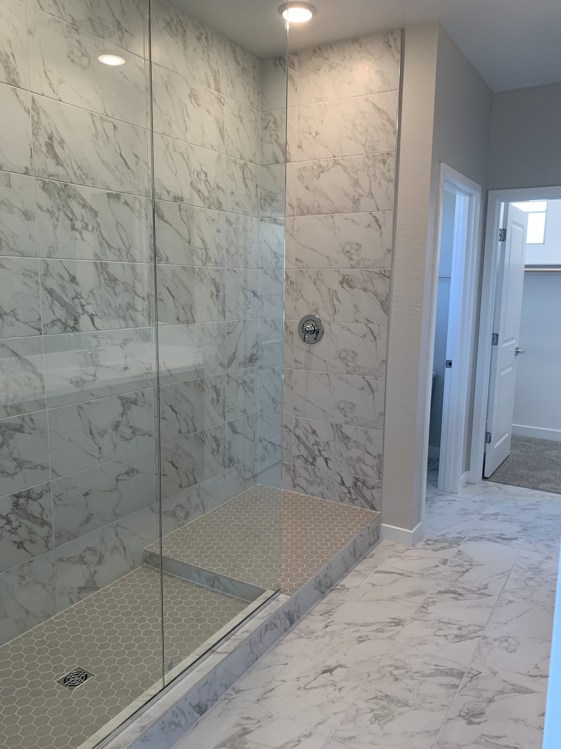 Lot 5 | Primary Bathroom | Malta | Marlowe | New Homes in Glendale, AZ | Landsea Homes