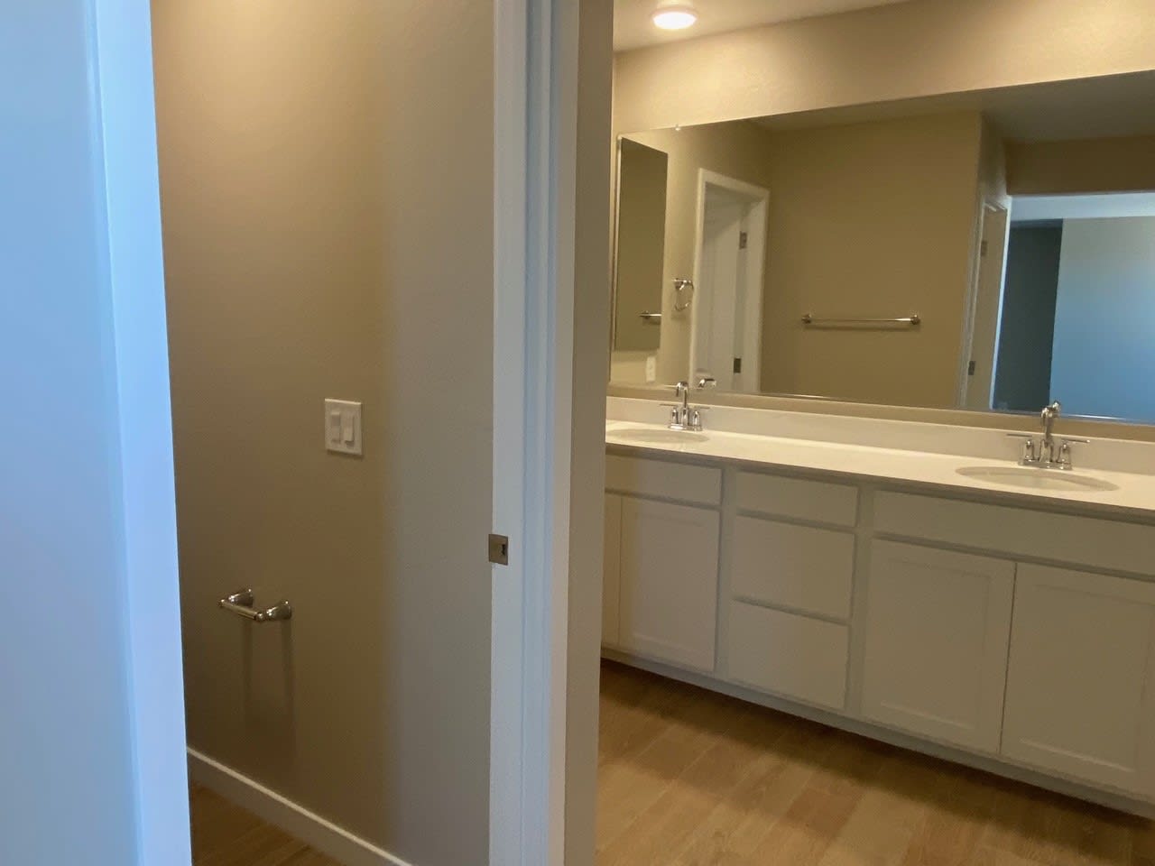 Lot 5 | Primary Bath | Aspen | Wildera – Canyon Series | New Homes in San Tan Valley, AZ | Landsea Homes