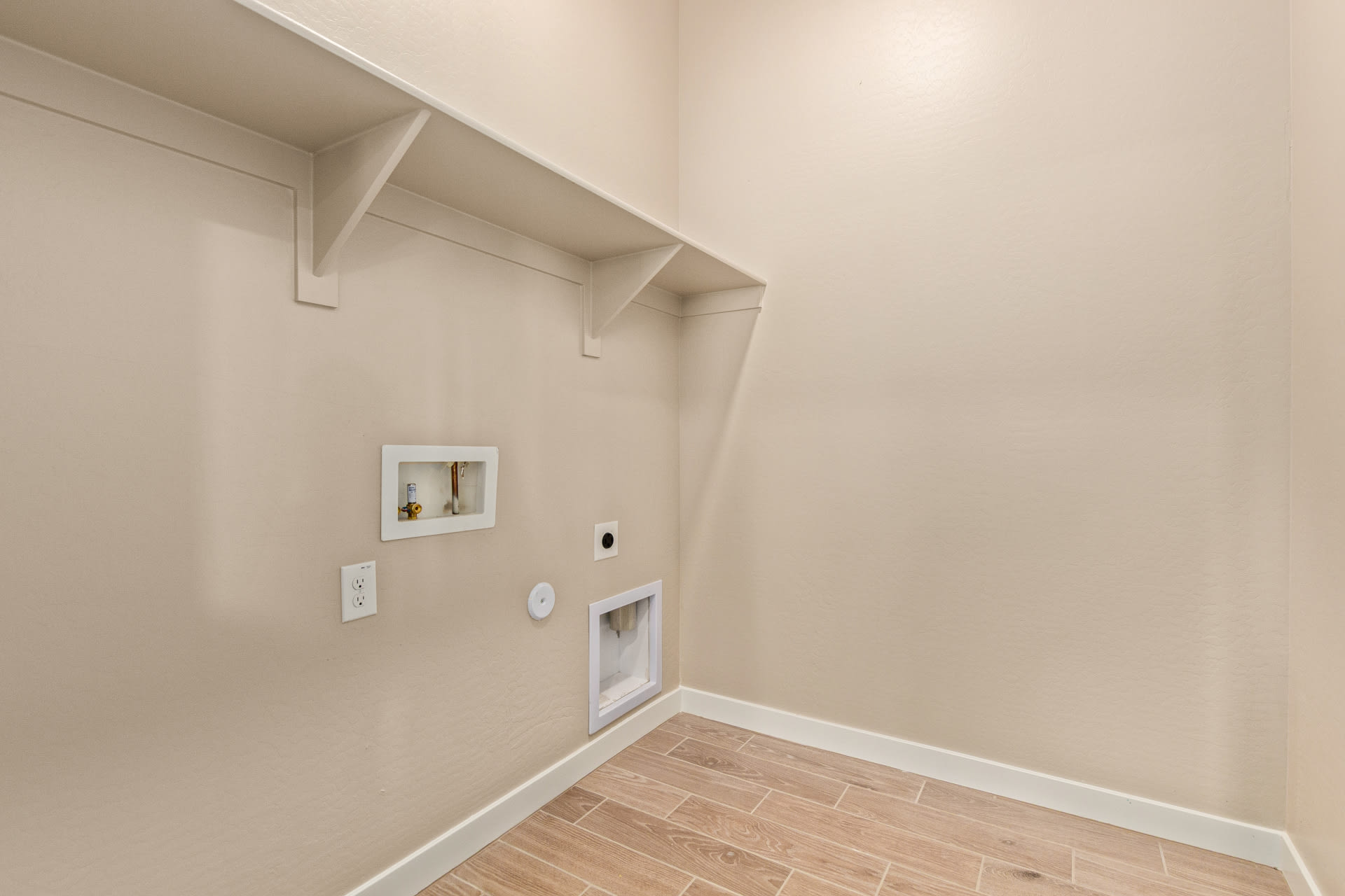 Lot 42 | Cielo Floorplan | Mira Vista at Victory in Buckeye, AZ by Landsea Homes