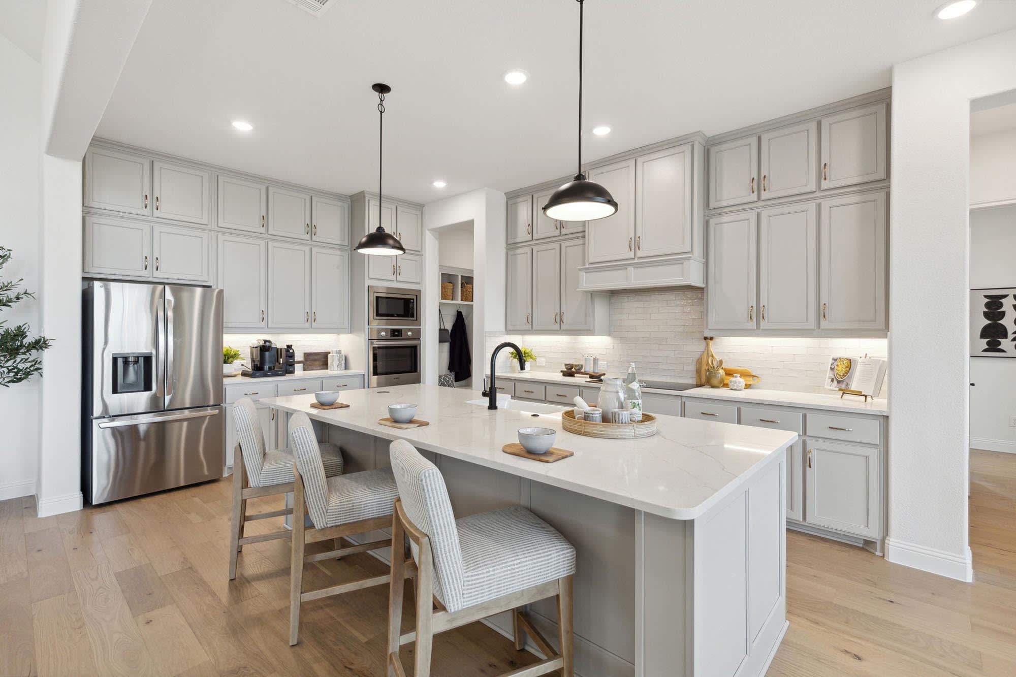 Kitchen | Concept 3441 at Paloma Ranch in New Fairview, TX by Landsea Homes