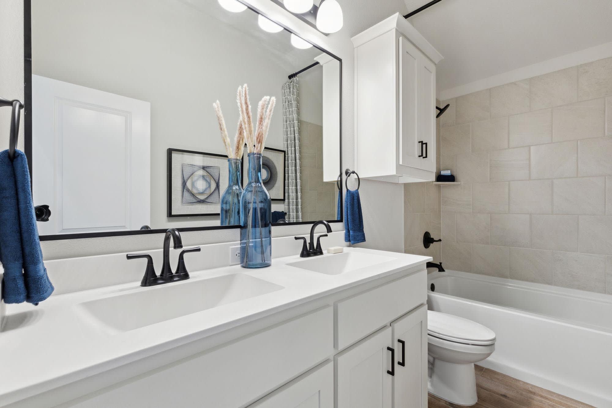 Bathroom | Concept 1937 at Silo Mills in Joshua, TX by Landsea Homes